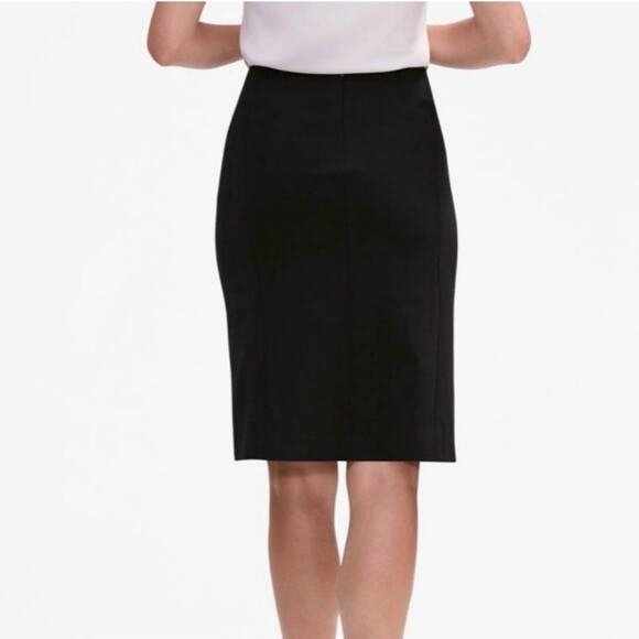 M.M. Lafleur black pencil skirt with front slit size 16 - Picture 2 of 8
